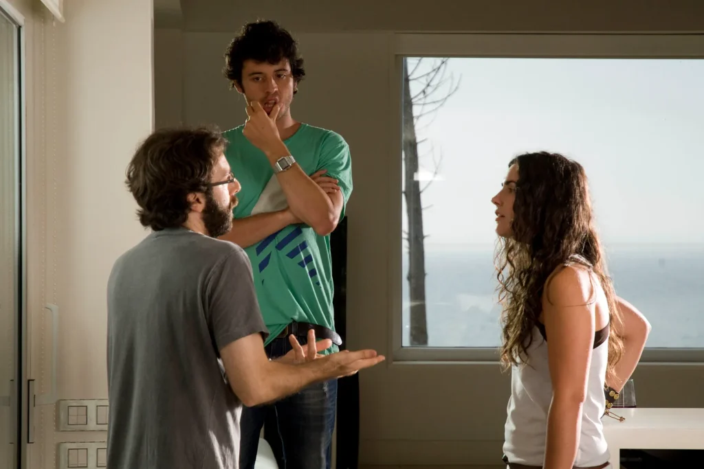 Álvaro Oliva, Javier Pereira y María Cotiello durante el rodaje de Objetos perdidos.